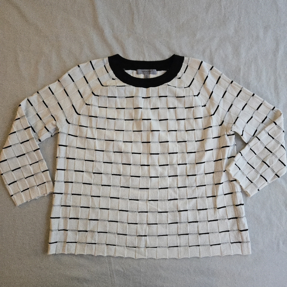 Classiques Entier Textured Weave White & Black Checker Top 3/4 Sleeve